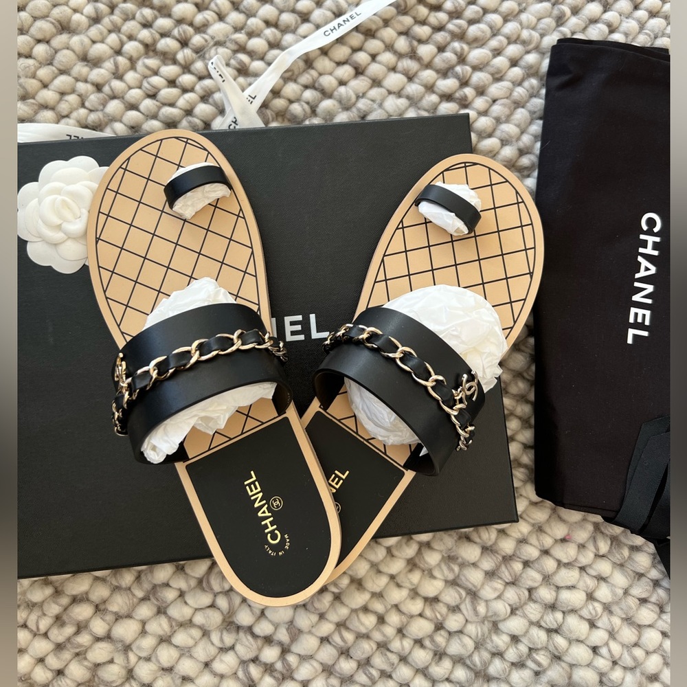 BNIB never worn Chanel black calfskin sandals